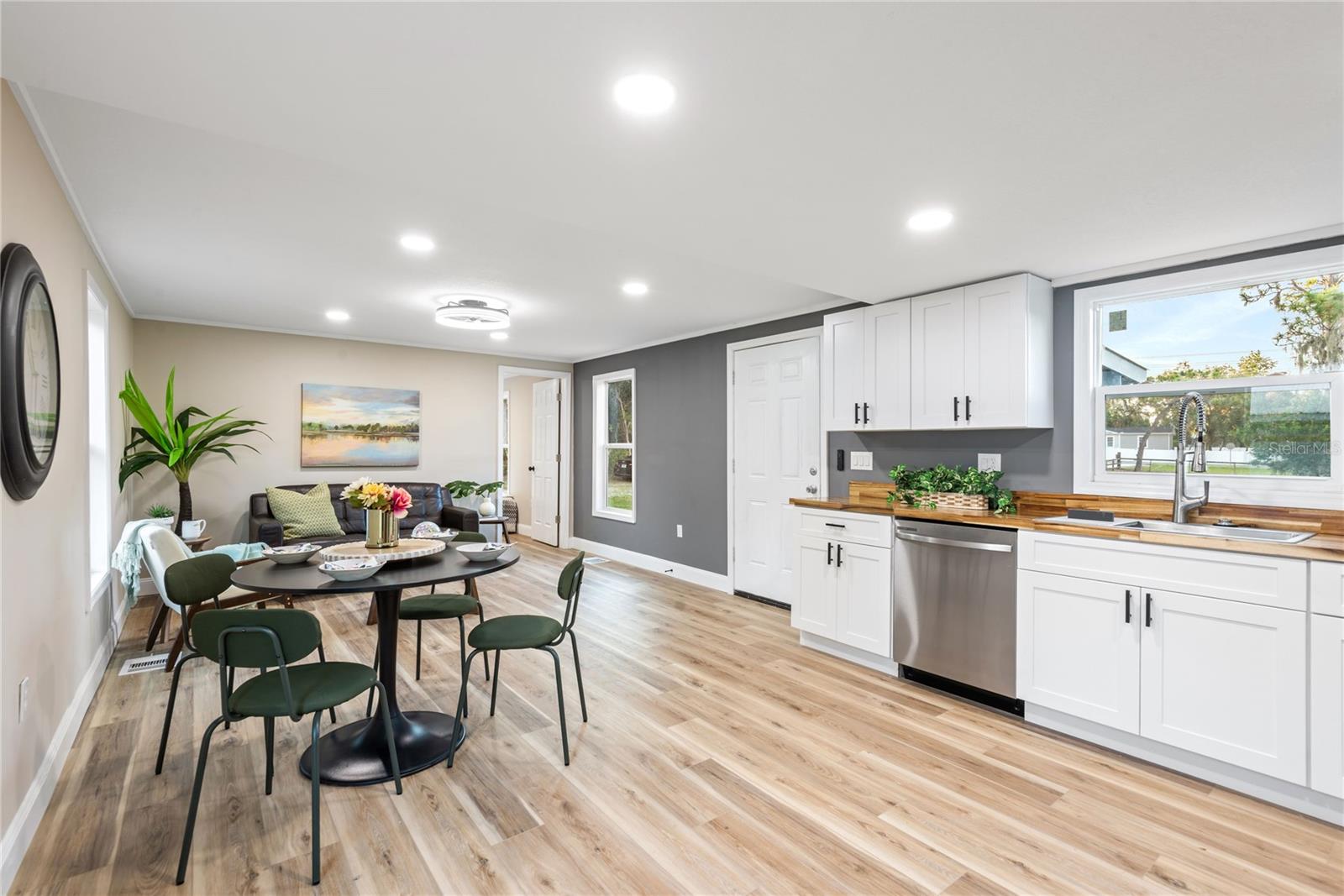 GREEN ACRES ADD - Residential