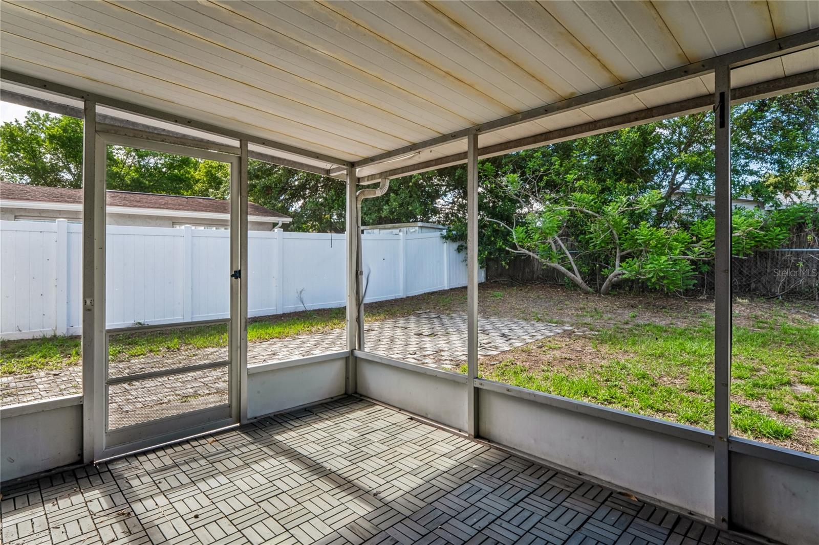 REGENCY PARK - Residential