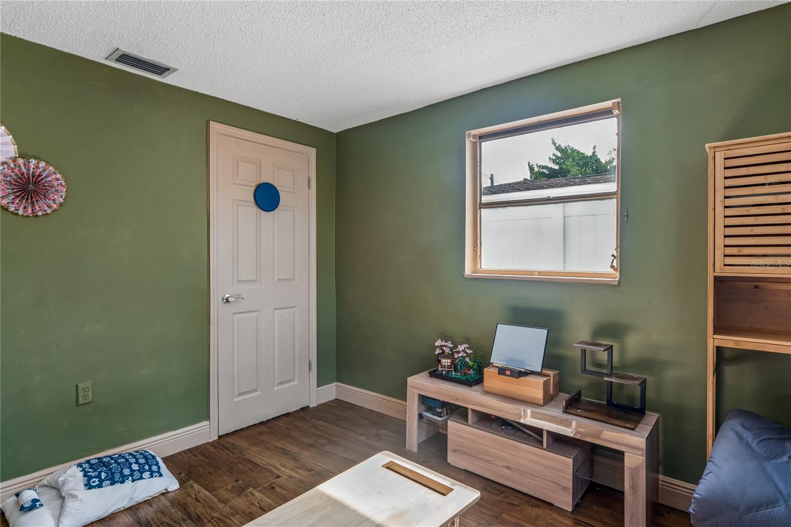 REGENCY PARK - Residential