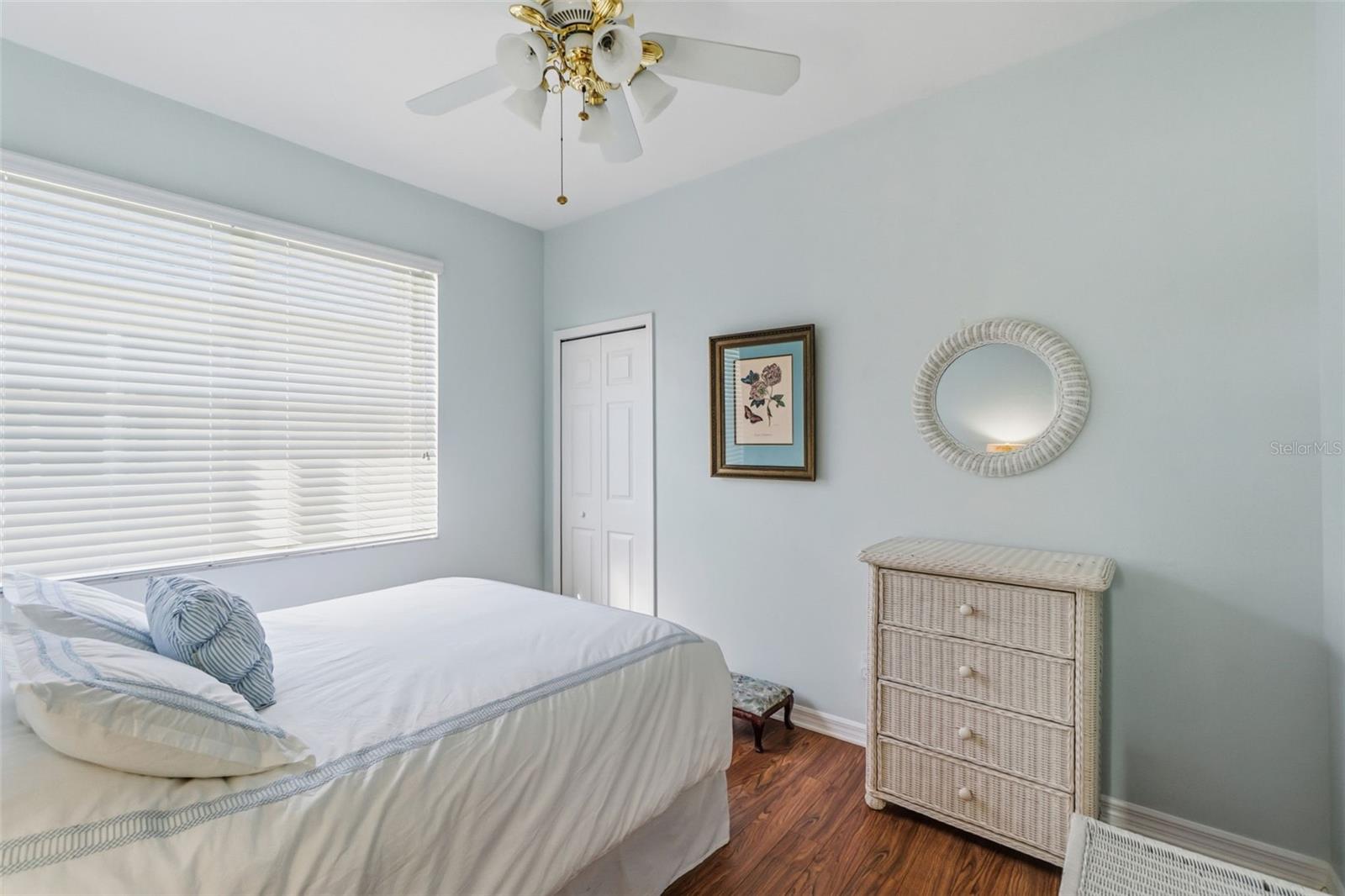 EMERALD COVE - Residential