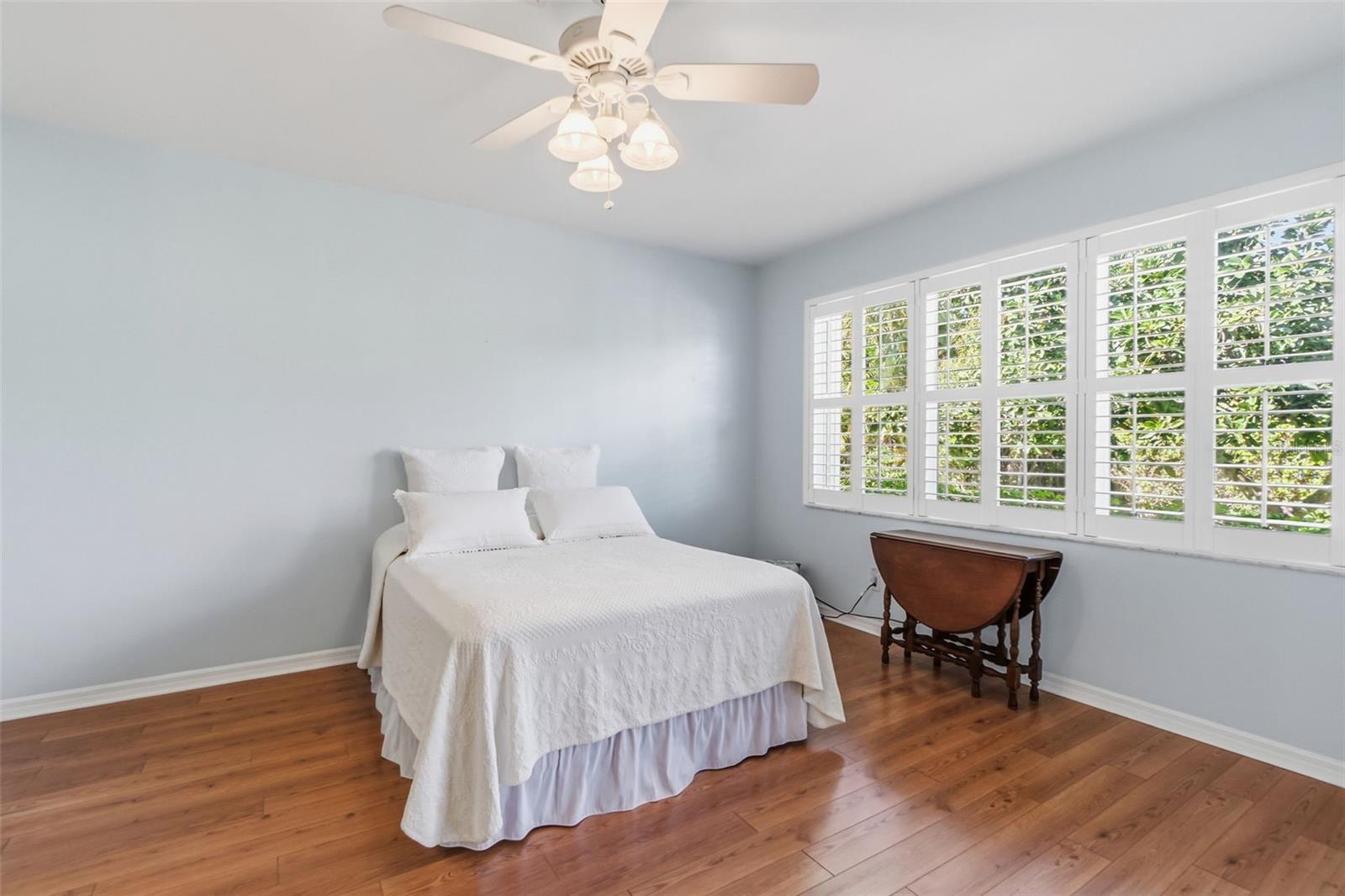 EMERALD COVE - Residential