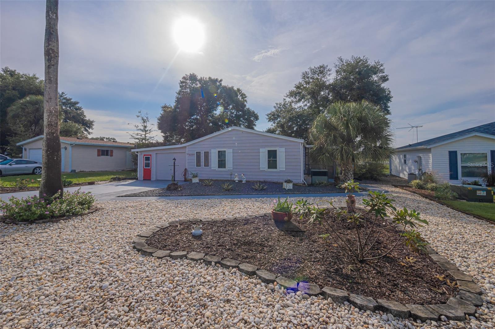 25007 BELLEVUE