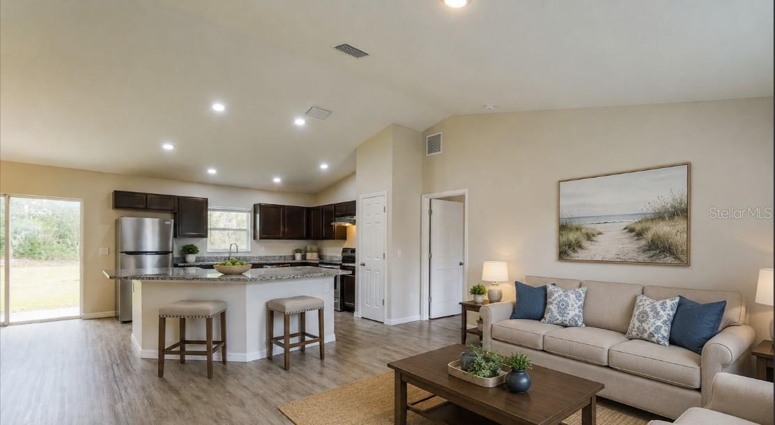 10 JUNIPER TRAIL