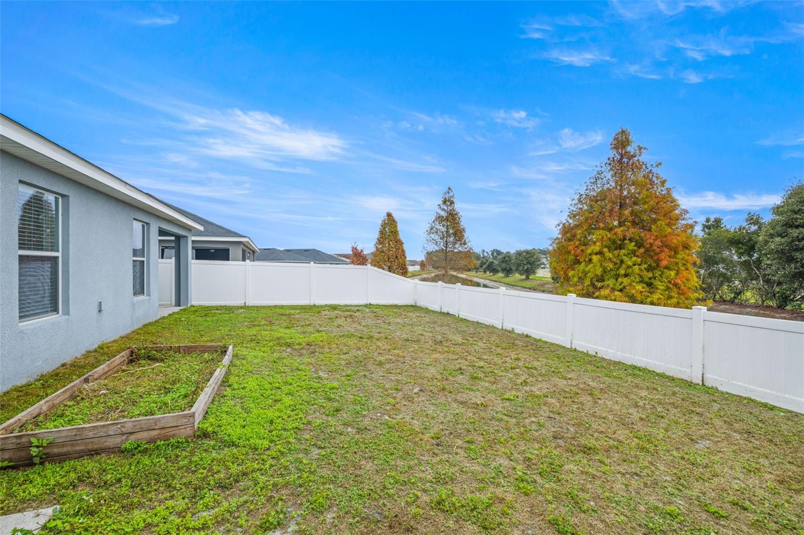 TOWNE PARK ESTATES - Residential Lease