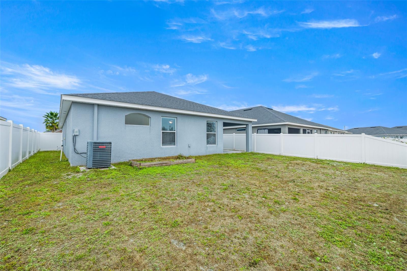 TOWNE PARK ESTATES - Residential Lease