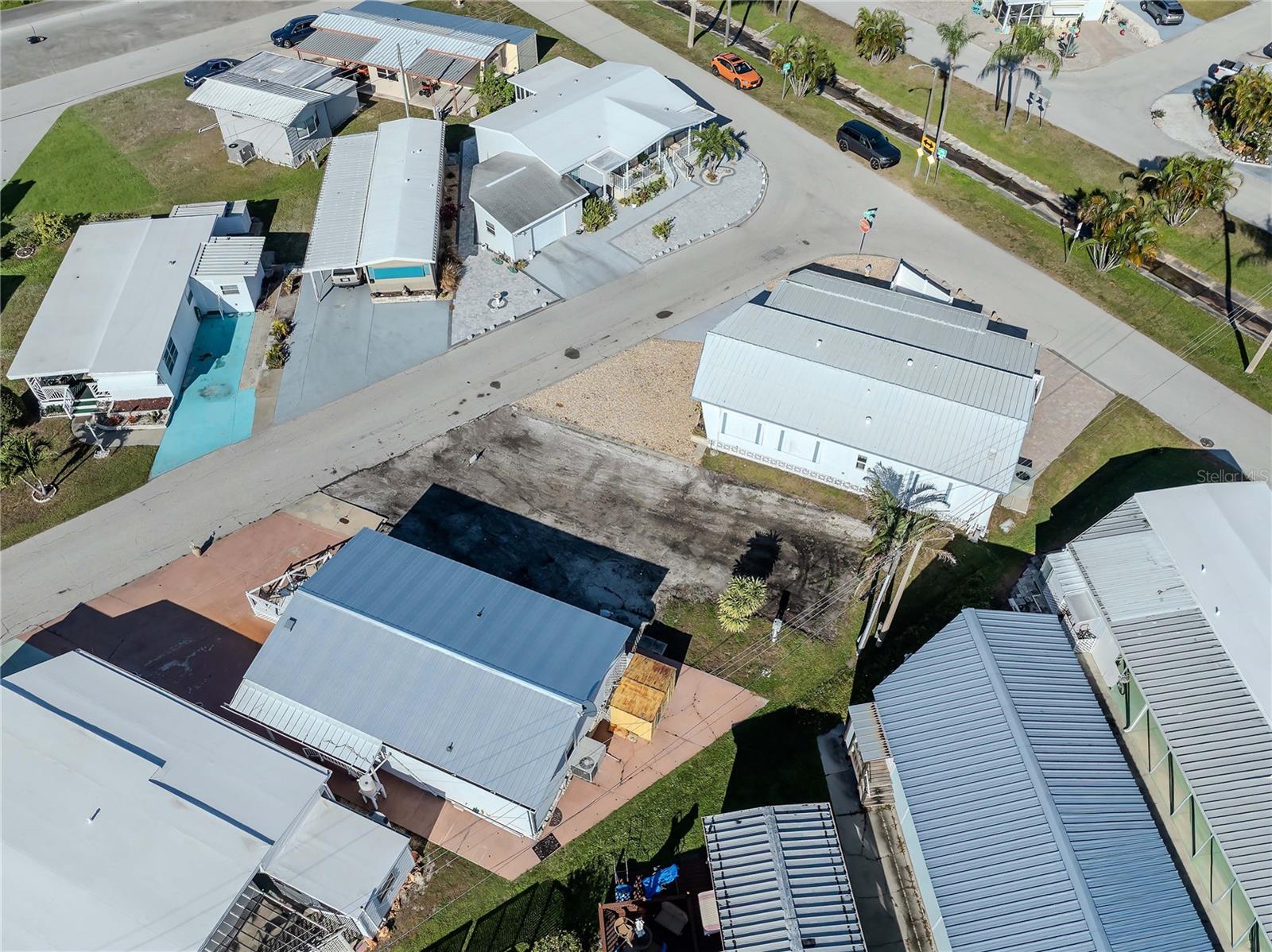 TRAILER ESTATES - Land