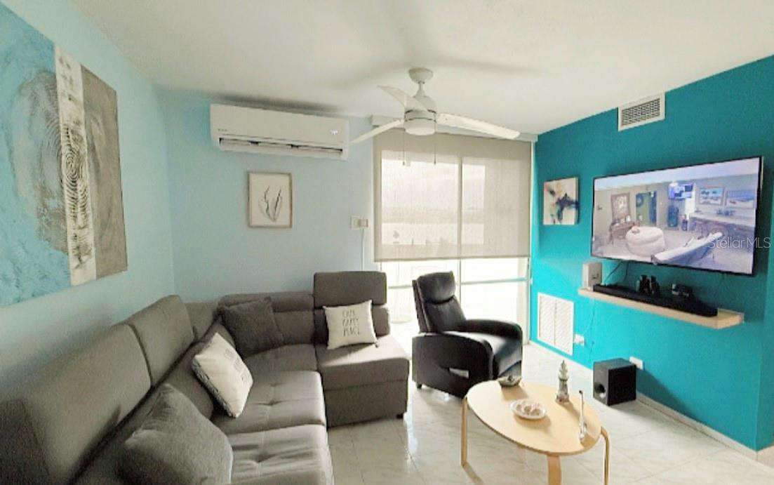 CONDOMINIO ISLETA MARINA - Residential