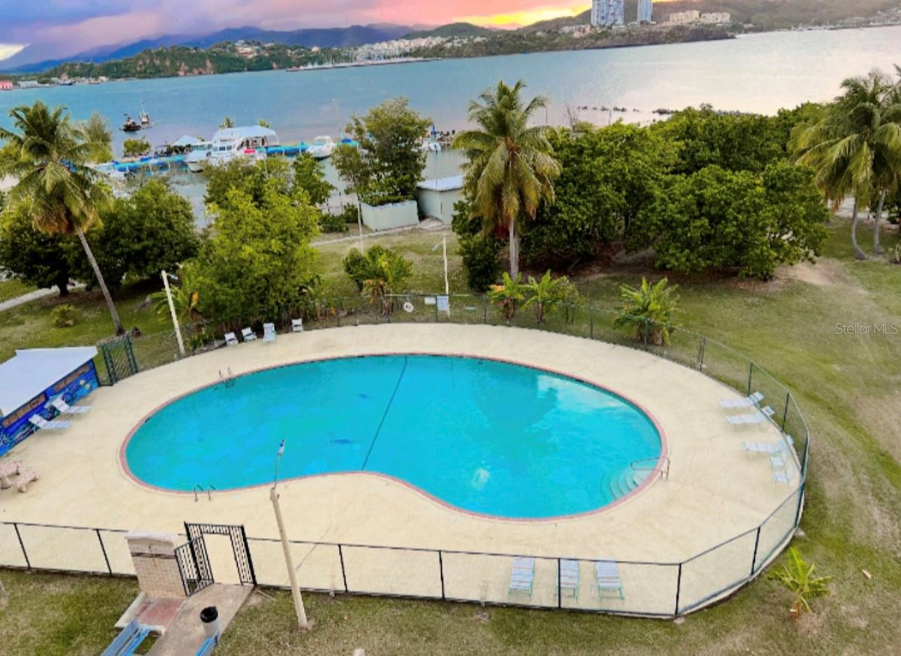 CONDOMINIO ISLETA MARINA - Residential