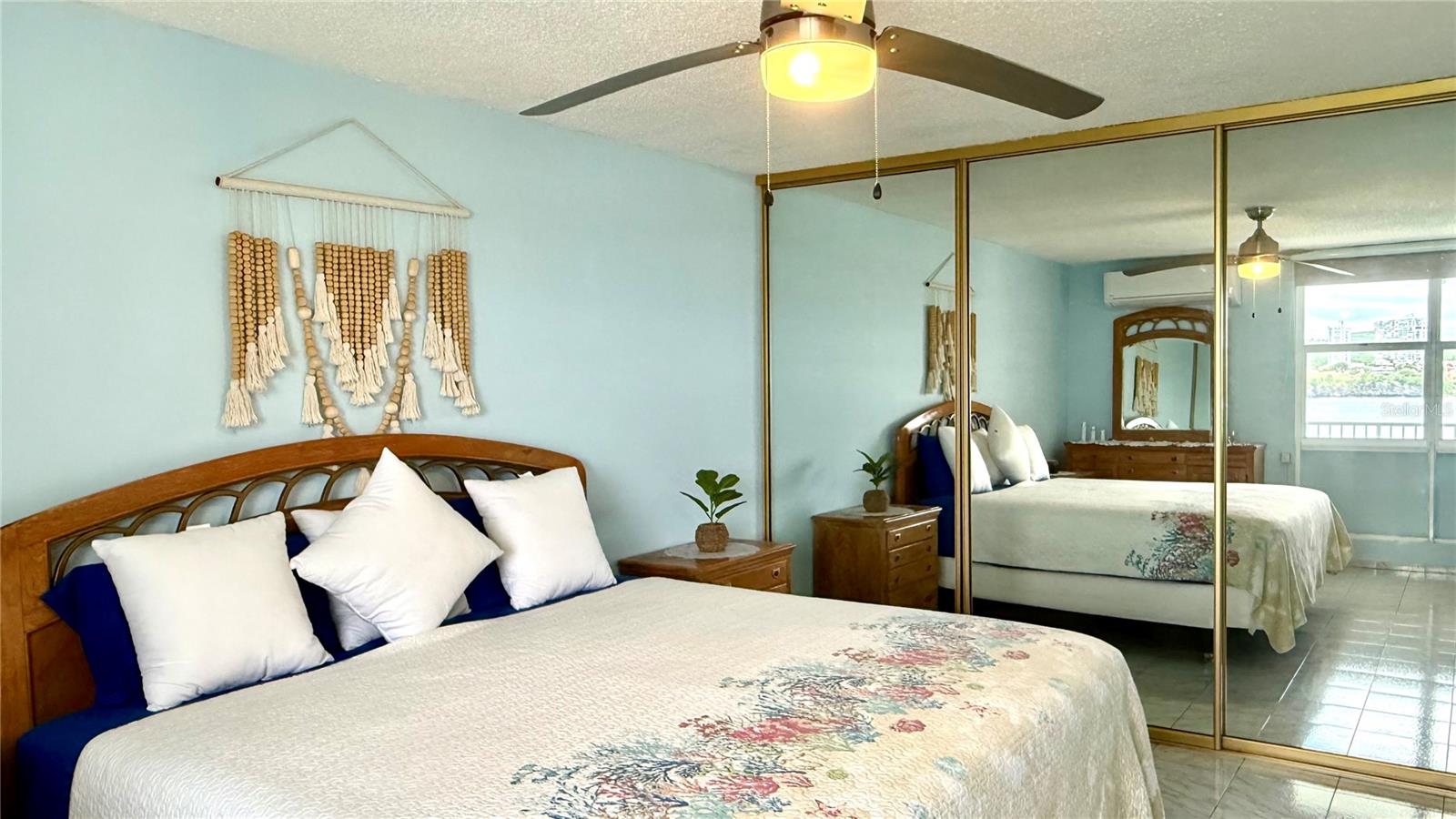 CONDOMINIO ISLETA MARINA - Residential