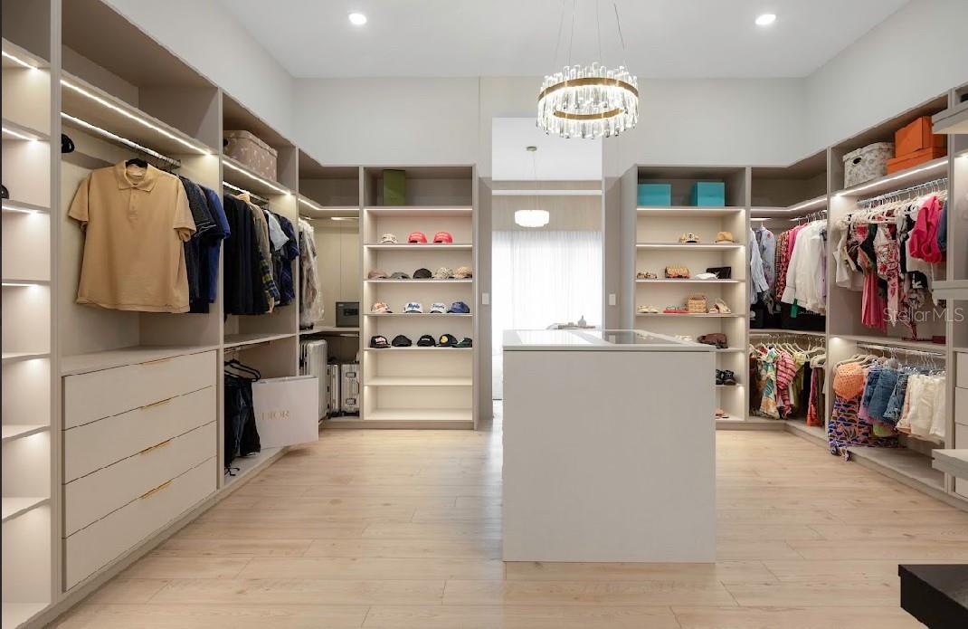 BELLA COLLINA SUB - Residential