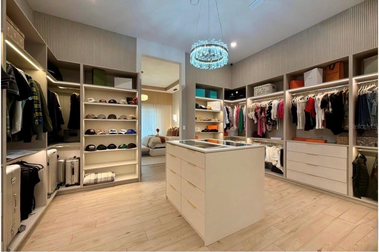 BELLA COLLINA SUB - Residential