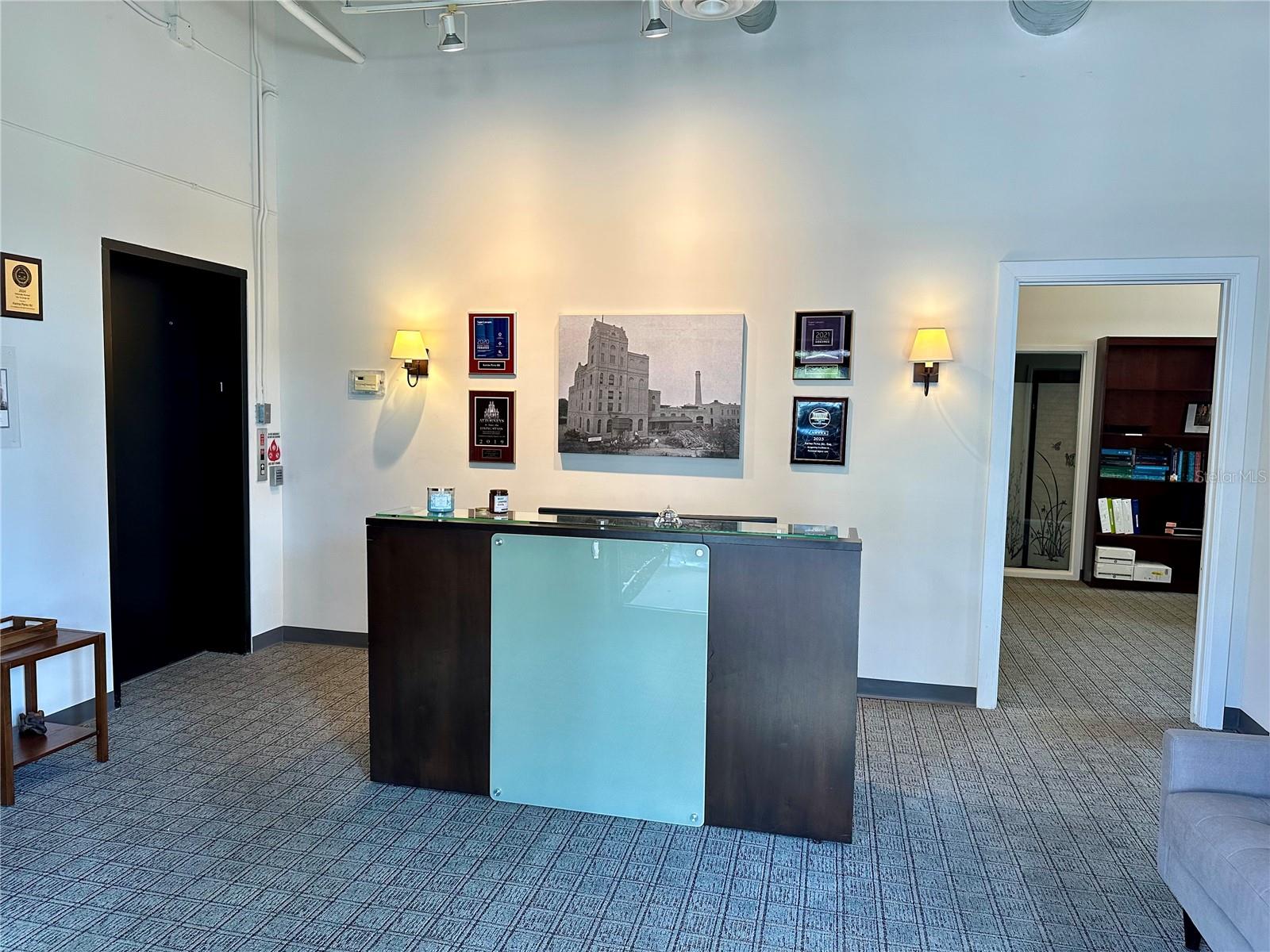 LESLEYS SUB - Commercial Lease