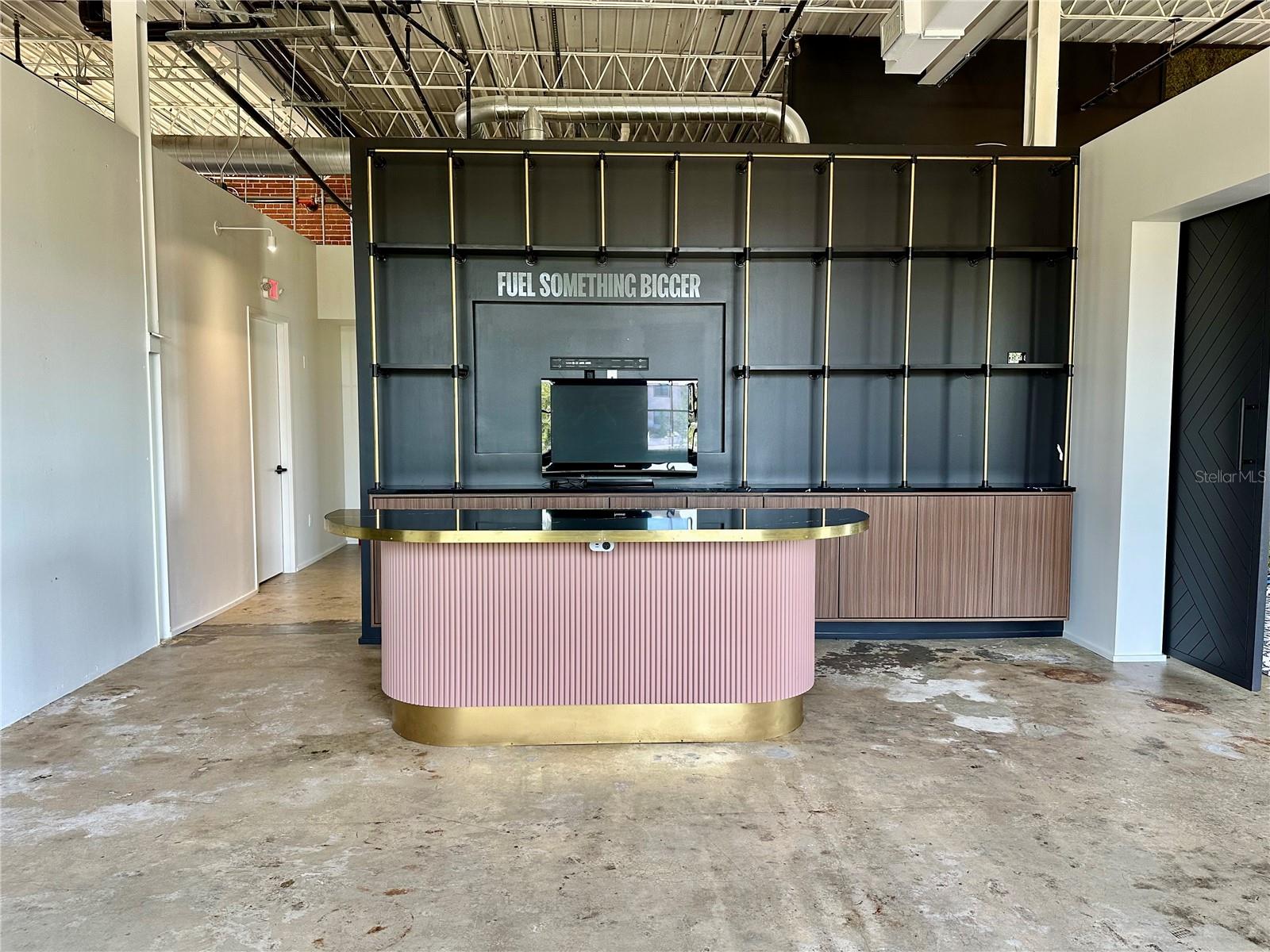 LESLEYS SUB - Commercial Lease