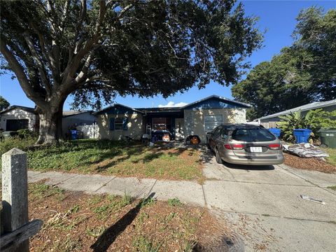 Photo of 12904 128th Lane, Largo, FL 33774 (MLS # TB8511185)