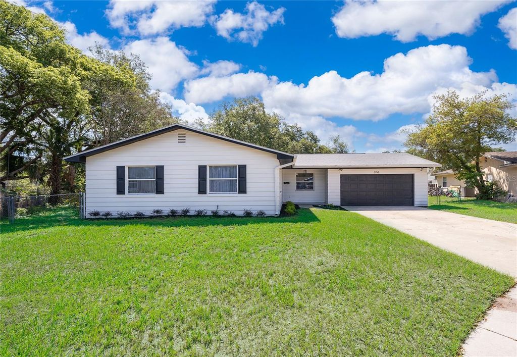 Photo of 1914 Bonanza Court, Winter Park, FL 32792 (MLS # O6408461)