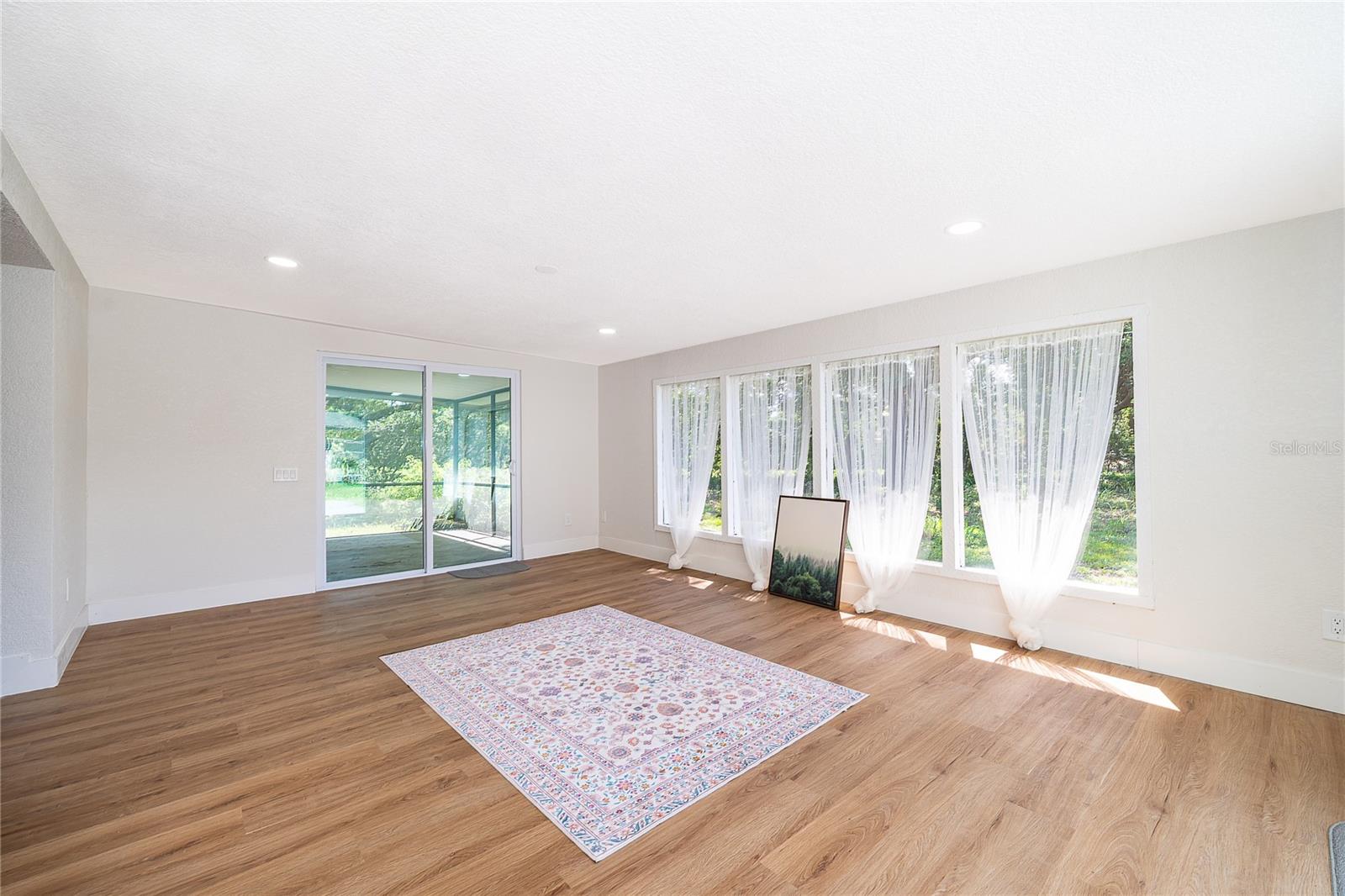 EASTBROOK SUB UNIT 13 - Residential