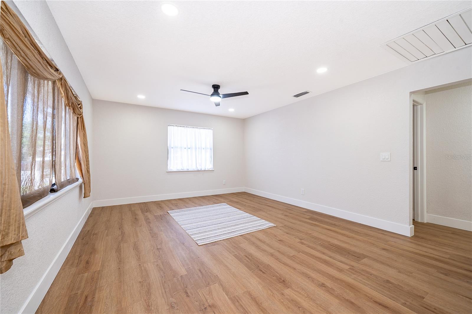 EASTBROOK SUB UNIT 13 - Residential