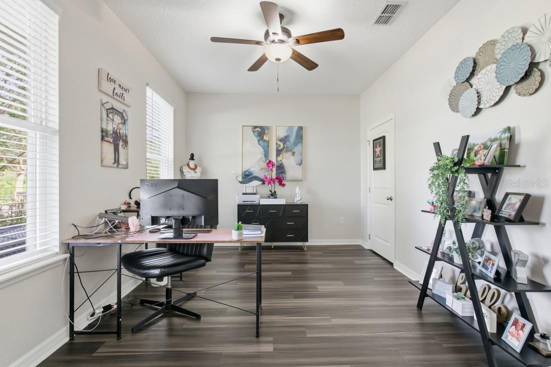 1493 REFLECTION COVE