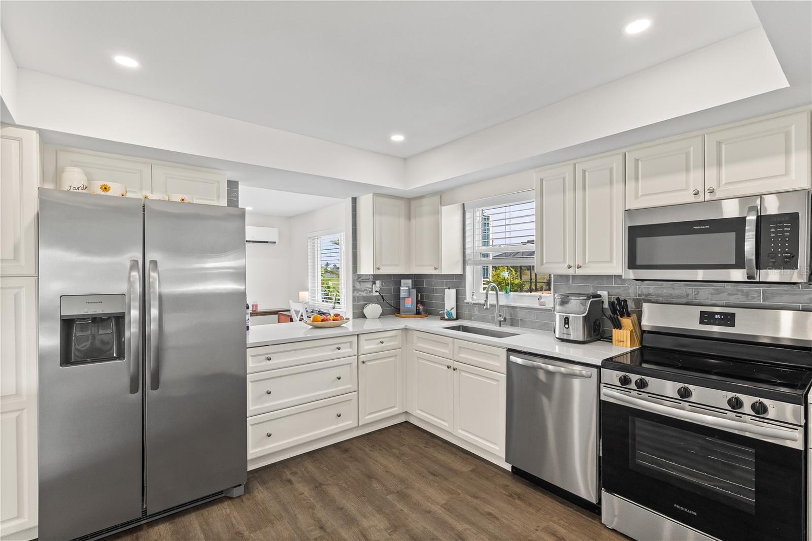 ROTONDA WEST OAKLAND HILLS - Residential