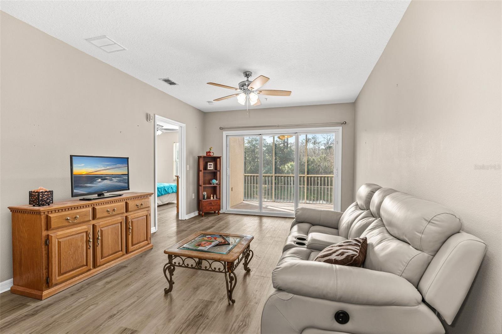 CANOPY WALK PH 12 - Residential