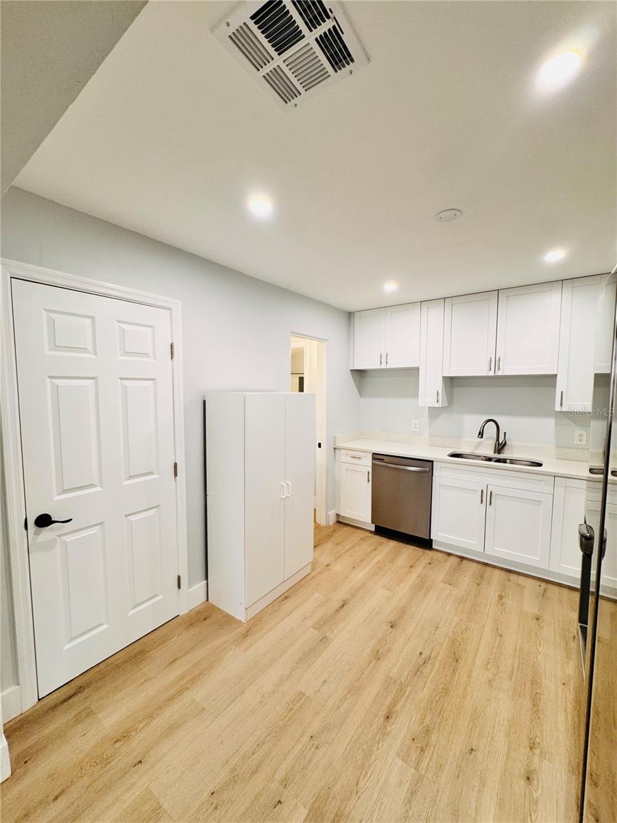 PELHAM MANOR 1 - Residential Lease