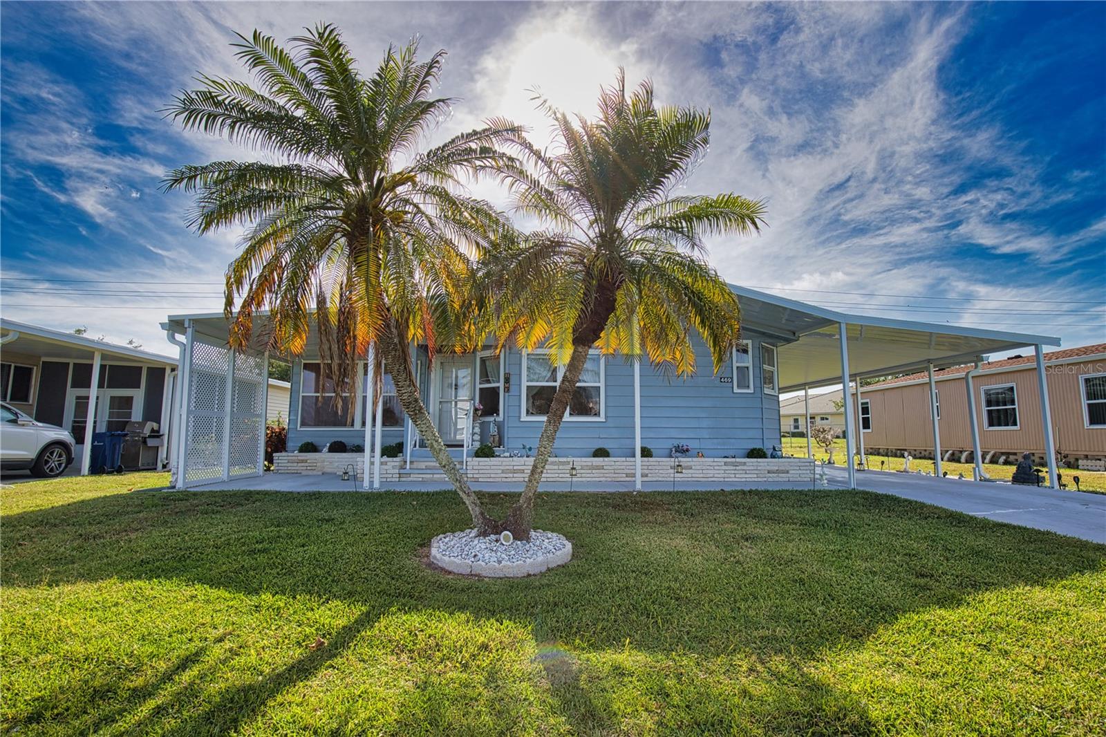 469 LOMA LINDA