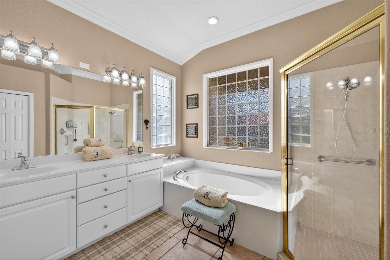 WATERLEFE GOLF & RIVER CLUB - Residential