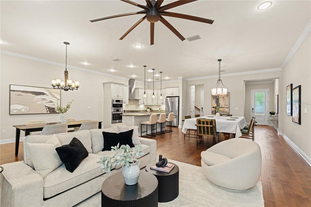 Photo of 606 S Lincoln Avenue #2, Tampa, FL 33609 (MLS # TB8513332)