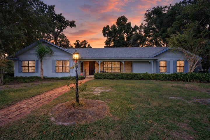 Photo 1 of 40 — 2000 FAIRWAY DRIVE, EUSTIS, FL 32726