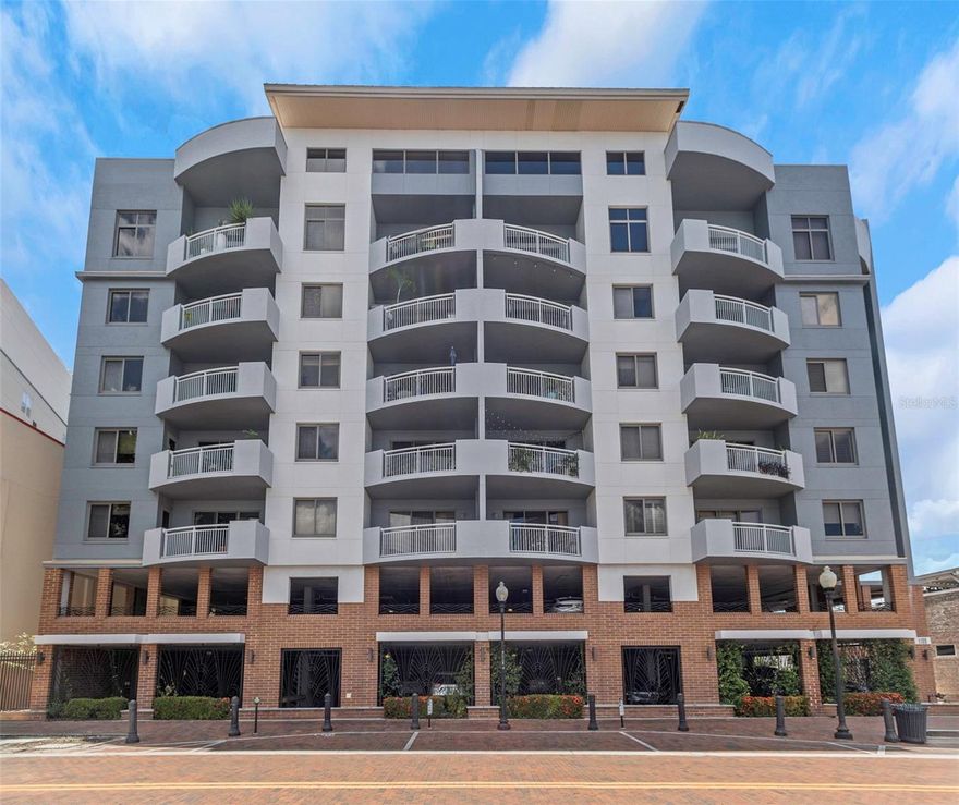 Owner just finished new updates including freshly painted walls/trim throughout and brand new quartz countertops with large single basin kitchen sink!  Looking for a renovated condo in downtown Tampa with over 1,000 Sq/Ft with roof-deck pool, deeded off-street parking, private balcony and low HOA fees for under $400,000? YOU'VE FOUND IT! It's time to see this incredible Downtown Tampa condominium at The Residences of Franklin Street! This 1 bedroom/1 bathroom unit with 1045 Sq/Ft is located on historic Franklin Street and has been updated from top to bottom! The kitchen features stainless steel appliances, custom built dry-bar with NEW white quartz countertops and a ton of cabinets for extra storage. The spacious master bedroom, with ample room for a king size bed, includes a walk-in closet with full custom build-out (drawers, hangers, shelves, etc). The bathroom has beautiful flooring and backsplash tile, bathtub with custom glass enclosure, cute vanity and a water efficient toilet. There is an open floor plan, a ton of natural sunlight, in-unit laundry, luxury vinyl flooring and LED lighting throughout. Soak in views of the city from your large private balcony! Relax by the roof deck pool with friends! Save money using the free community gym! Meet with business clients in the conference center. The unit comes with one assigned parking spot and a 6x4 secured storage area. Situated in a secure building with gated garages to ensure safety/privacy. You can walk to local hotspots such as Armature Works, 3 Michelin Star Restaurants (Ebbe, Rocca and Kosen), Straz Center, cafes, bars and the Tampa Riverwalk! This unit is the epitome of everything a high end condo building in Downtown Tampa could offer! Lobby also newly renovated!
