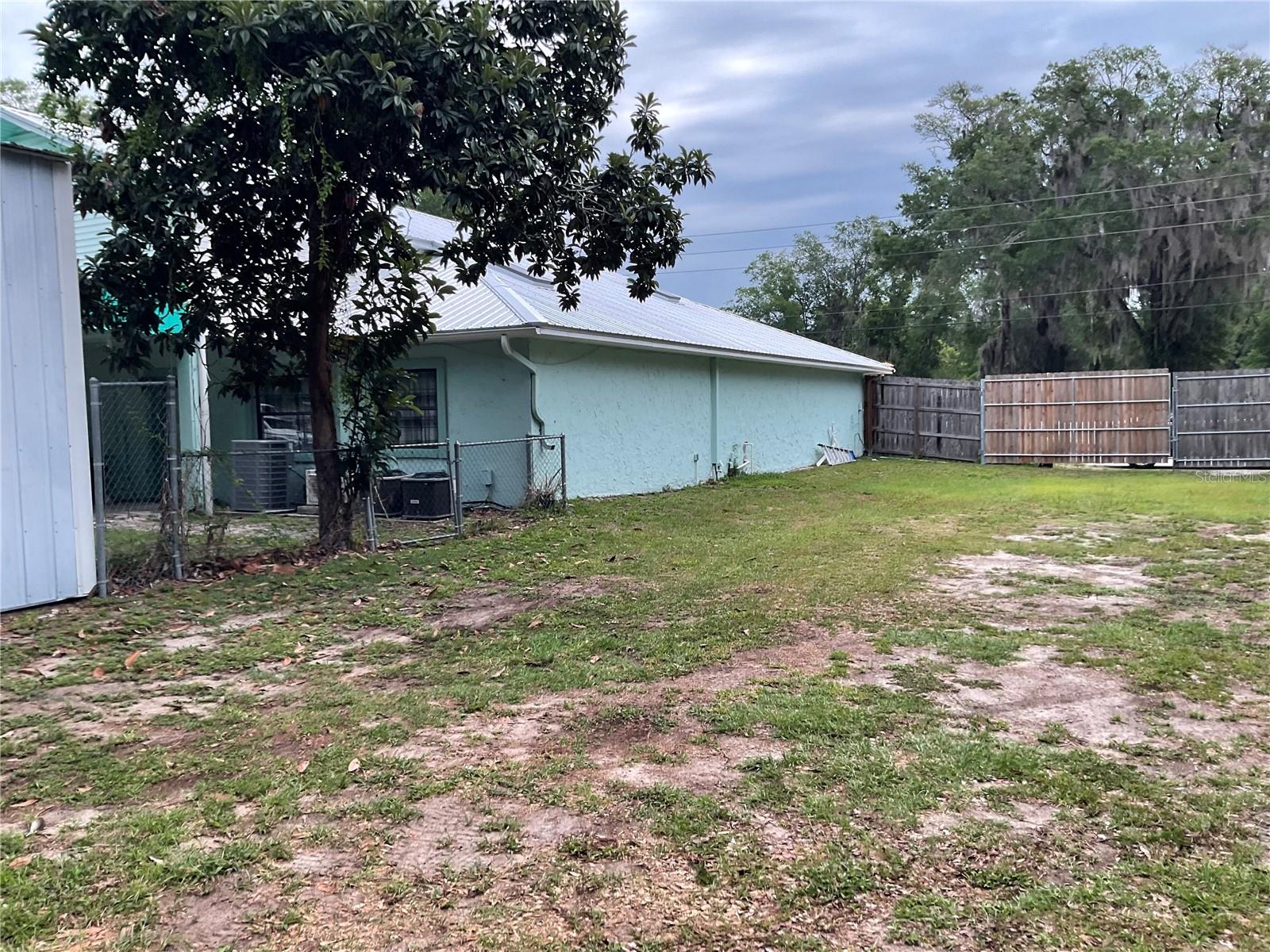 LAKE HELEN BLK 16 - Commercial Sale