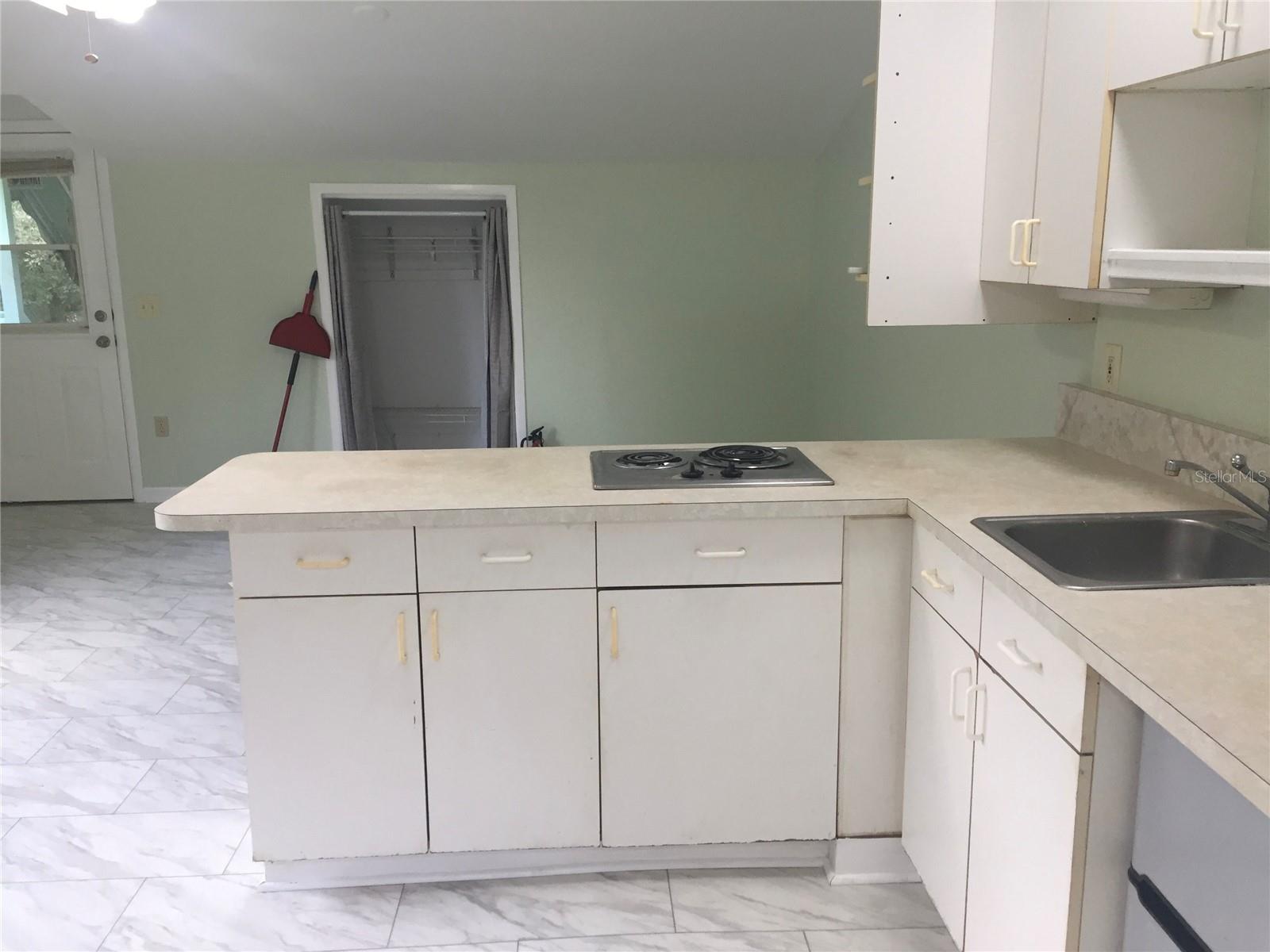 LAKE HELEN BLK 16 - Commercial Sale