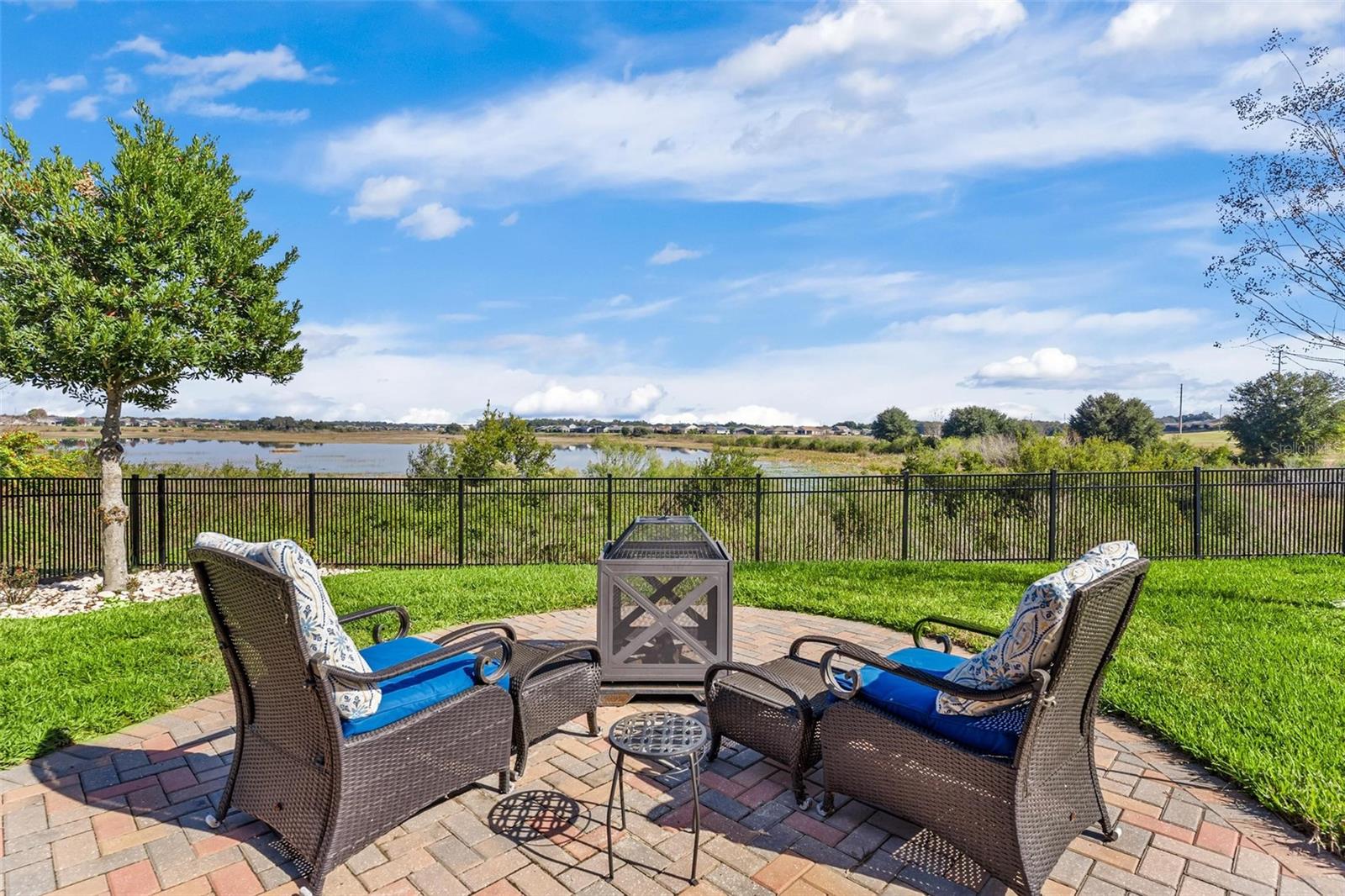 CASCADES/GROVELAND PH 5 - Residential