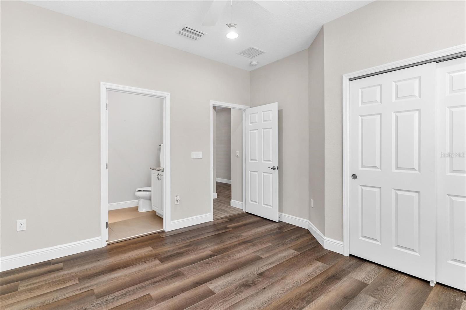 CASCADES/GROVELAND PH 5 - Residential