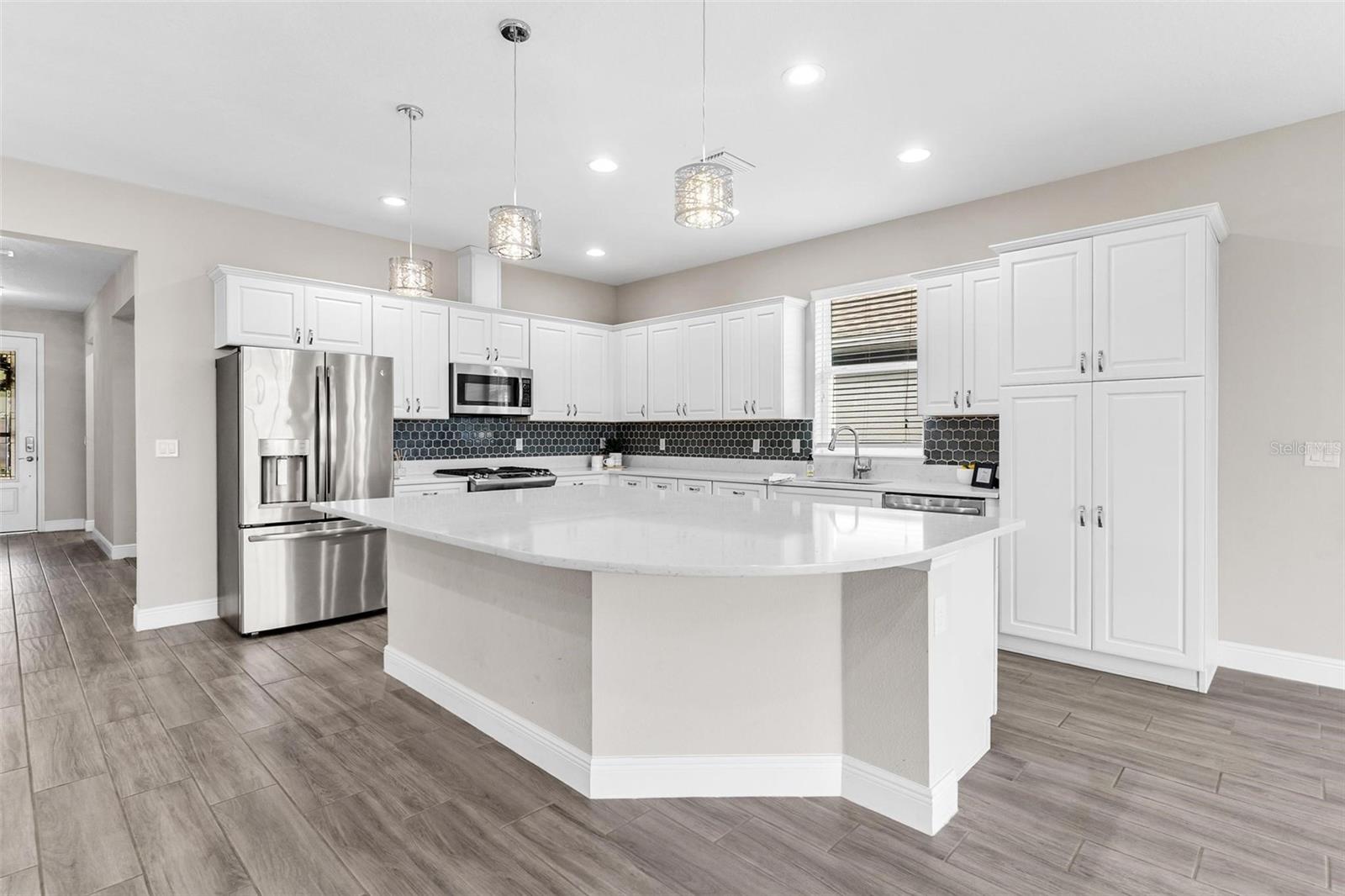 CASCADES/GROVELAND PH 5 - Residential