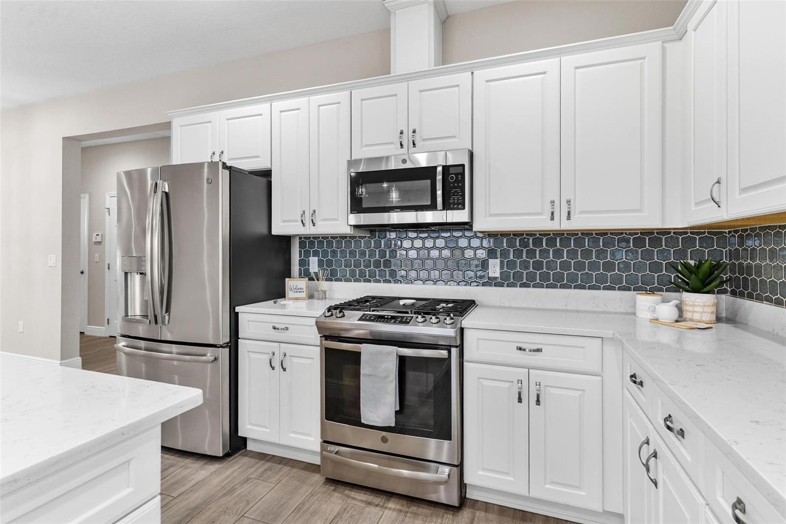 CASCADES/GROVELAND PH 5 - Residential