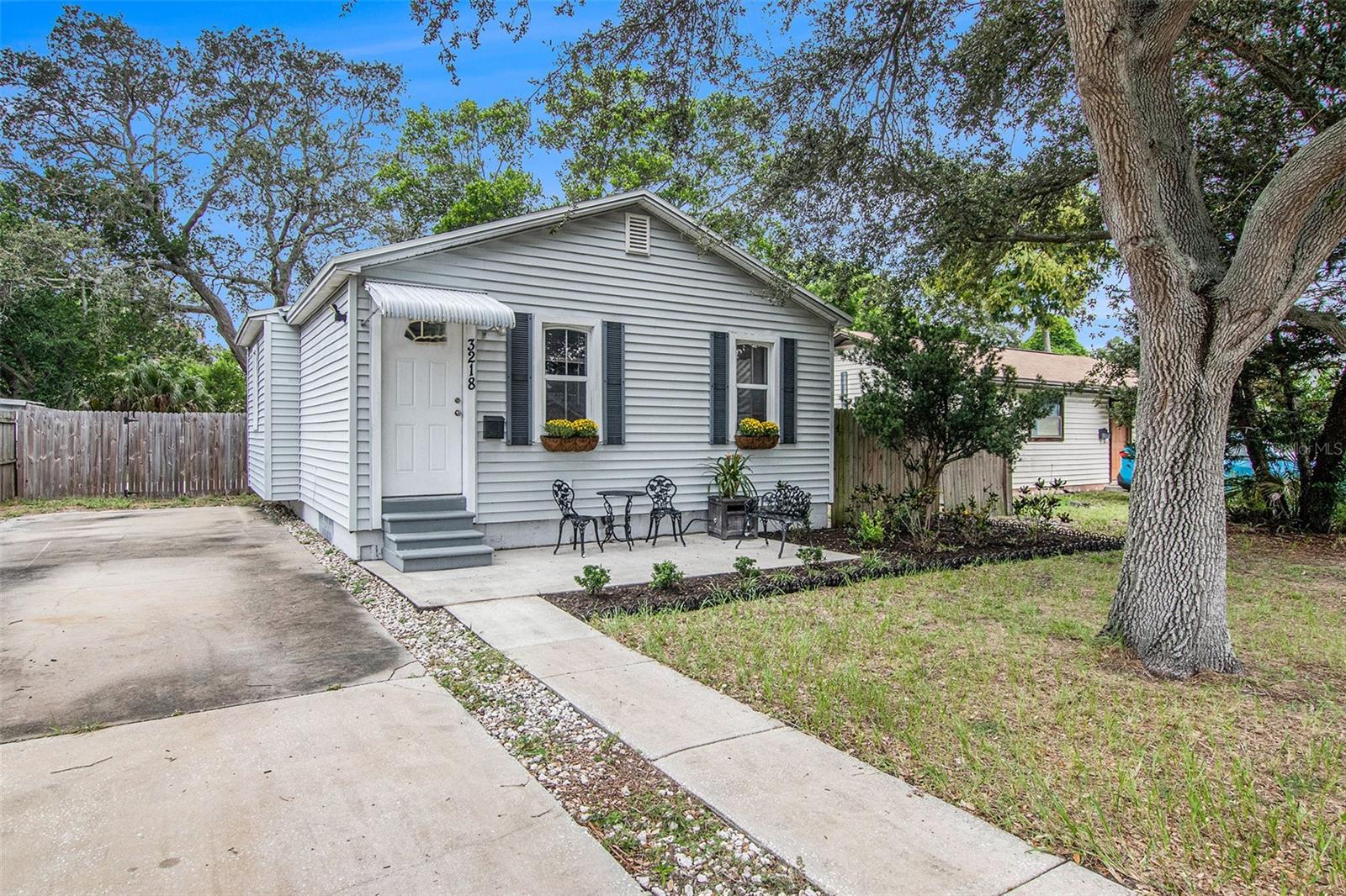 Discover the perfect blend of comfort and convenience in this move-in ready, single-family home located at 3218 21st St N, Saint Petersburg, FL 33713. Boasting 2 bedrooms and 1.0 bathroom across 607 square feet, this charming residence offers a cozy living space. Recent updates, including a new roof, HVAC, and a modern kitchen, make this home a true gem. Don't miss your chance to call this lovely property your own. Act now before it's gone!