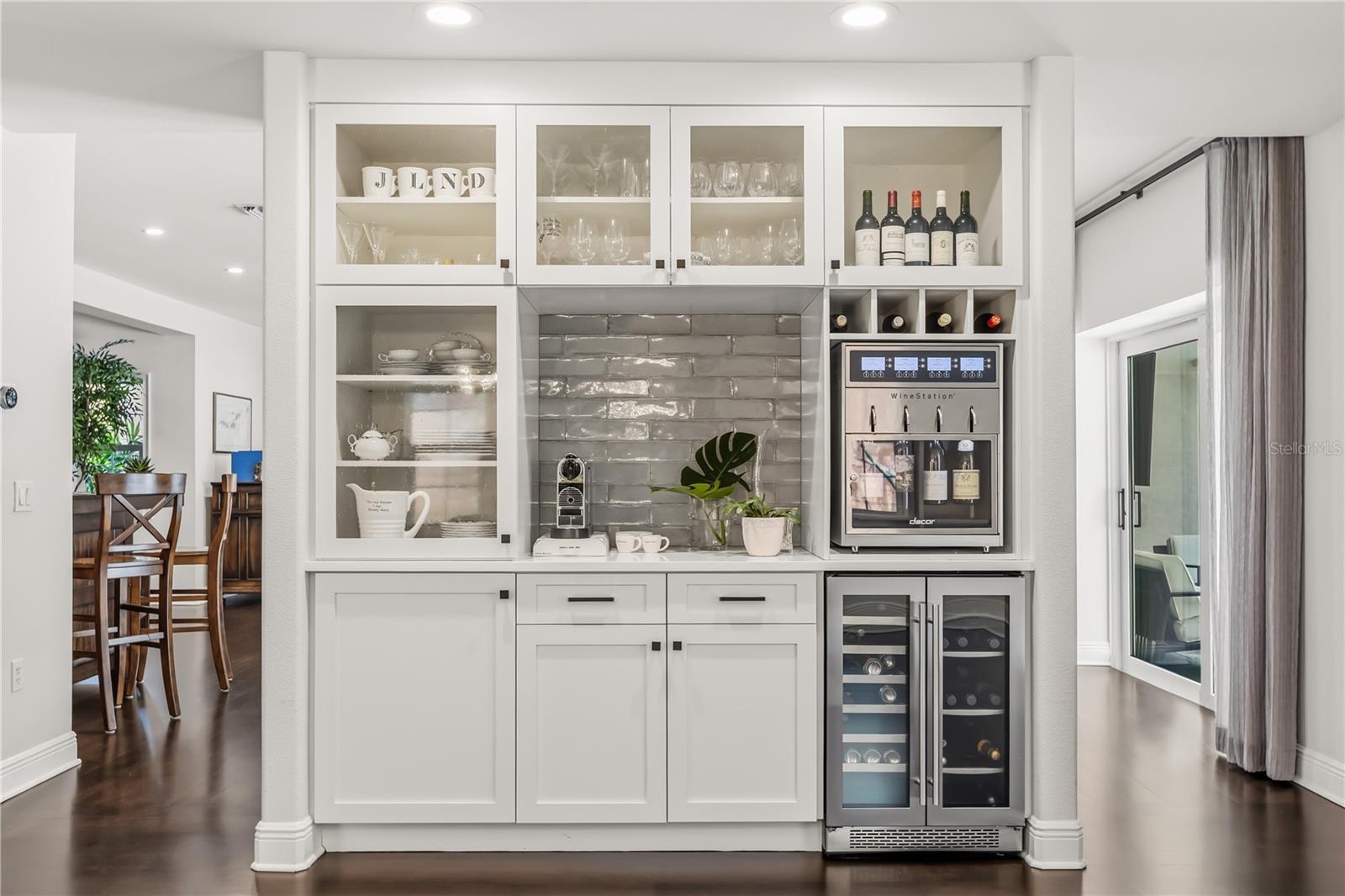 PARK GROVE W/125 LOT 10 BLK D - Residential