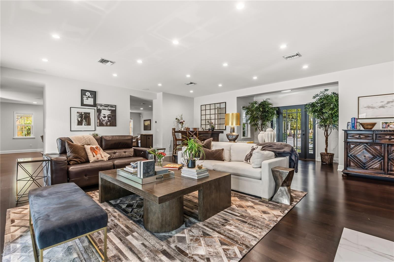 PARK GROVE W/125 LOT 10 BLK D - Residential