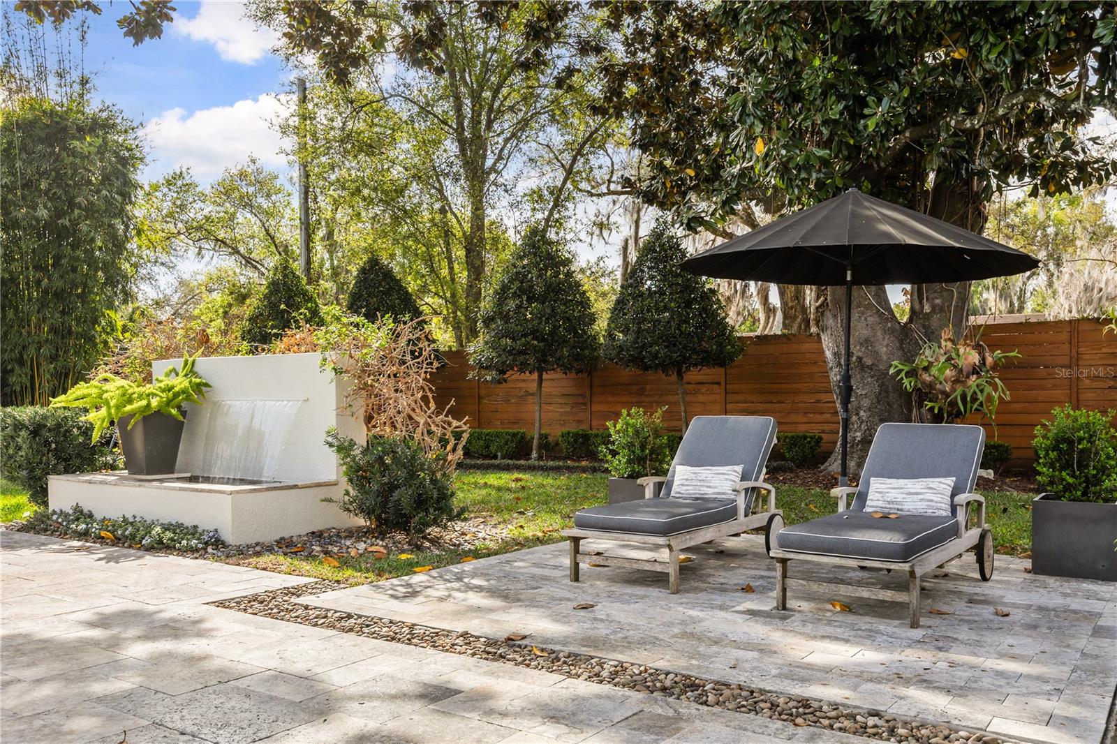 PARK GROVE W/125 LOT 10 BLK D - Residential