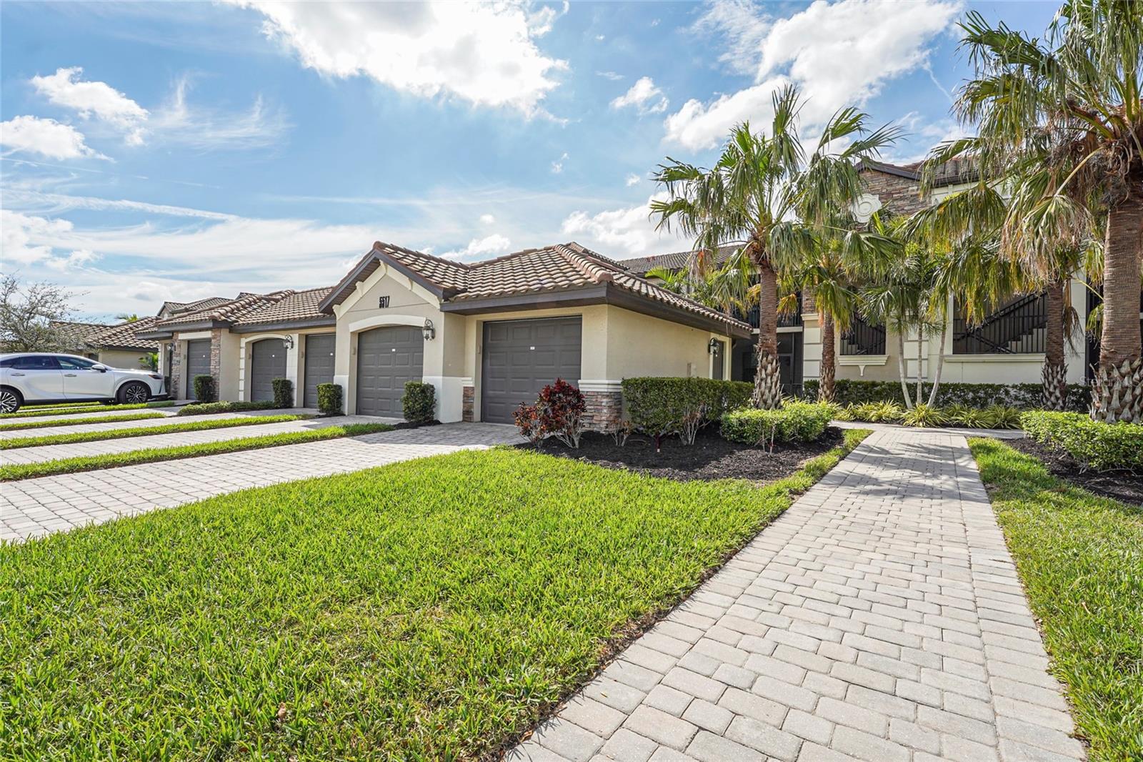 LAKEWOOD NATIONAL - Residential