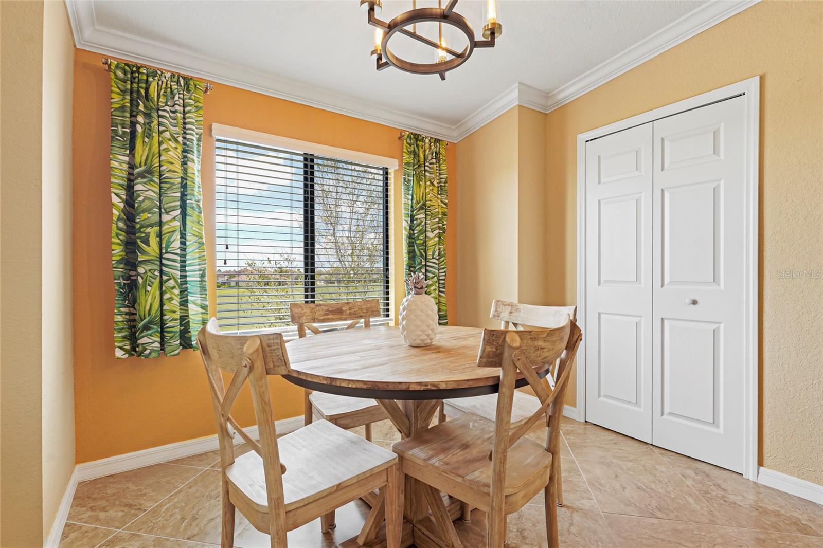 LAKEWOOD NATIONAL - Residential