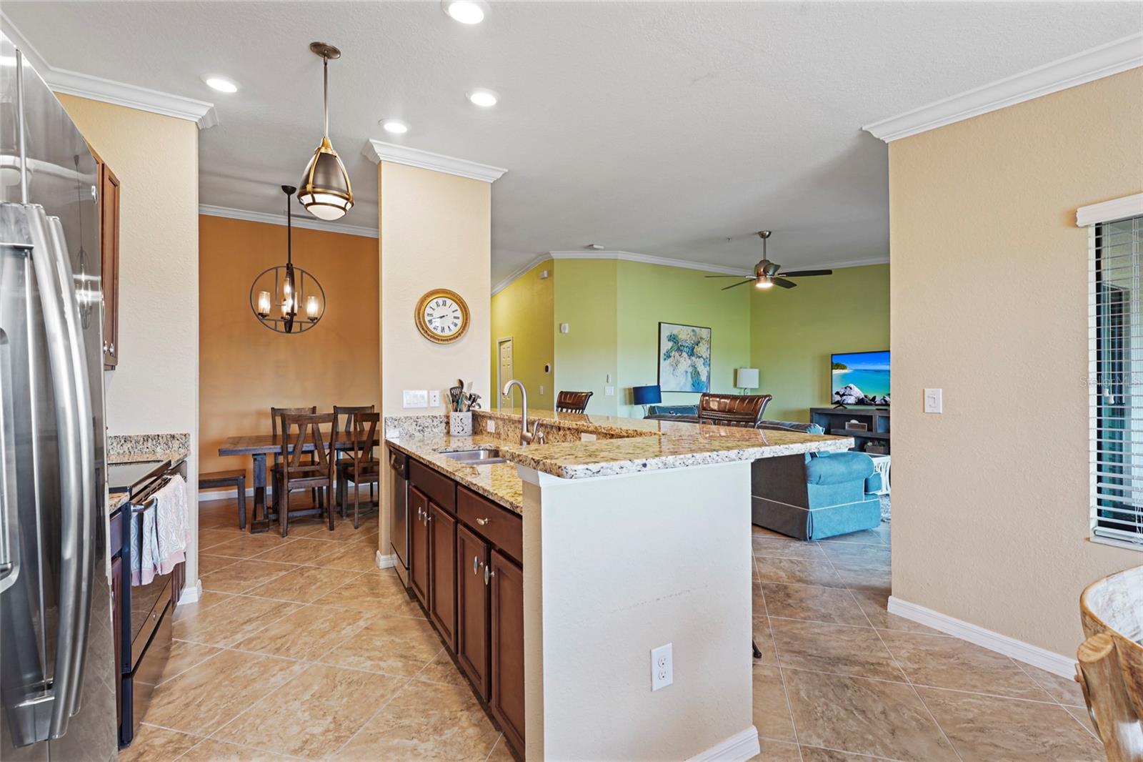 LAKEWOOD NATIONAL - Residential