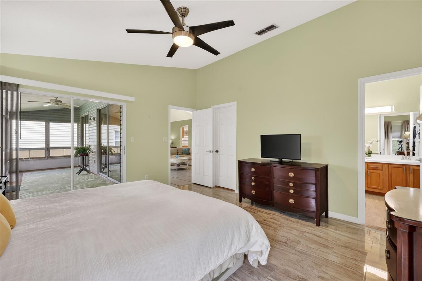 PLANTATION AT LEESBURG GREENTREE - Residential