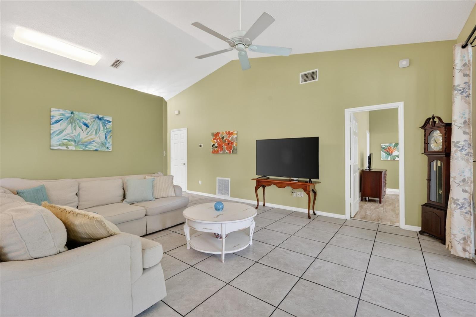 PLANTATION AT LEESBURG GREENTREE - Residential