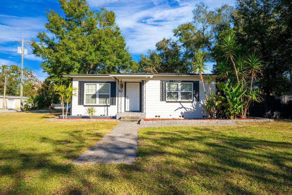 Photo of 2803 E Pine Street, Orlando, FL 32803 (MLS # O6378860)