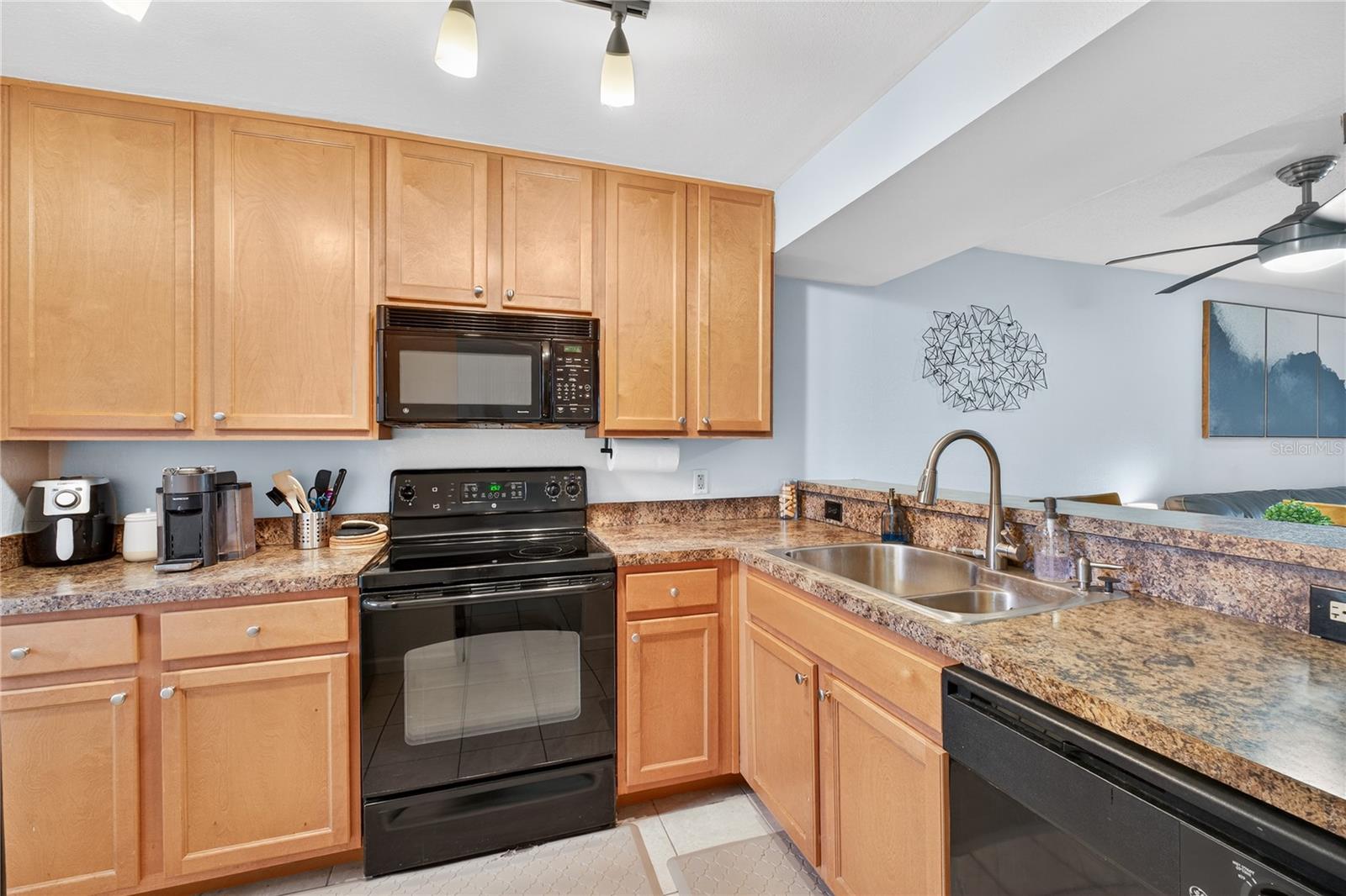 AUDUBON PLACE CITY CONDO - Residential