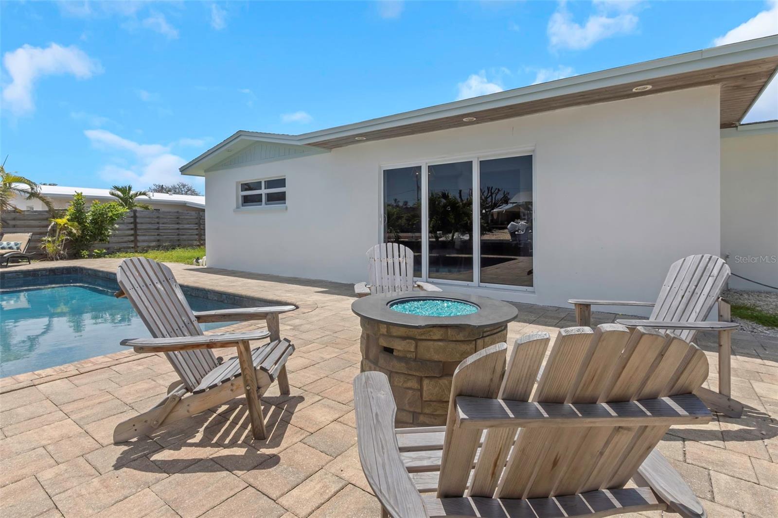 FLAMINGO CAY FIRST UNIT - Residential