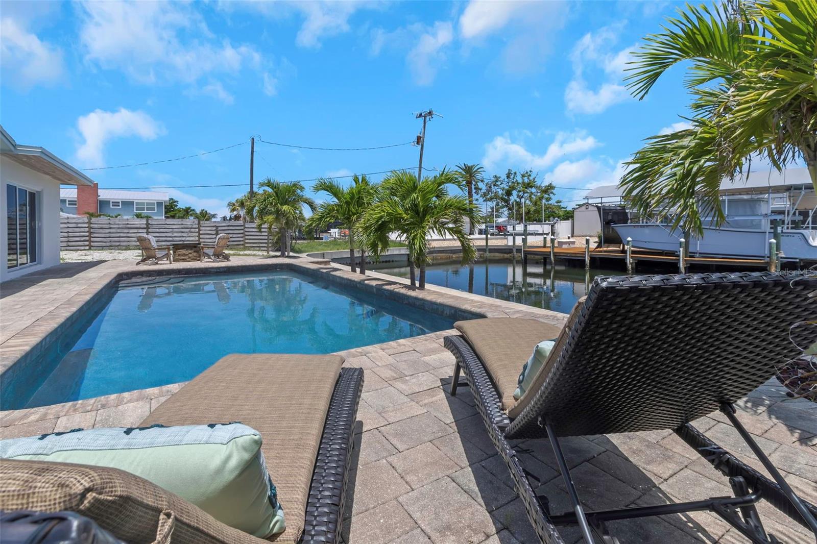 FLAMINGO CAY FIRST UNIT - Residential