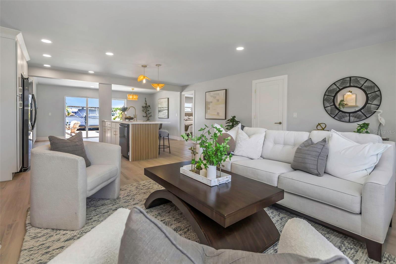 FLAMINGO CAY FIRST UNIT - Residential